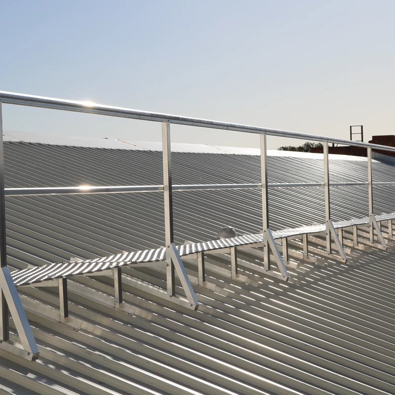 aluminum rooftop walkway